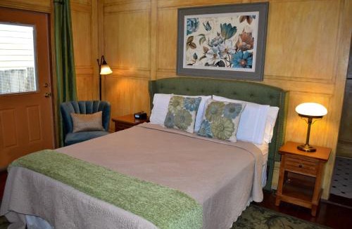 Faubourg Marigny Bed & Breakfast | Auld Sweet Olive Bed and Breakfast