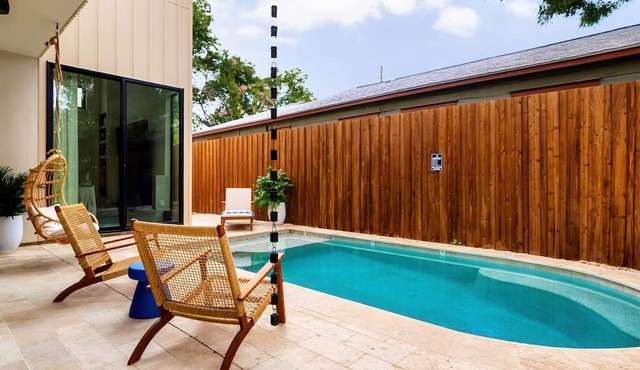 Eastside Lux Group W Pool near Downtown