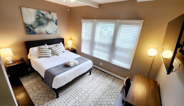 Magnolia House in Lafayette