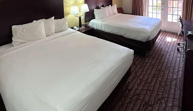 Motel 6 Dallas, TX – Downtown