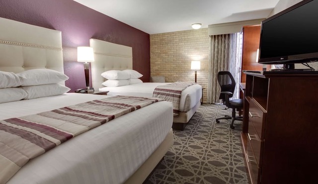 Drury Plaza Hotel San Antonio Airport
