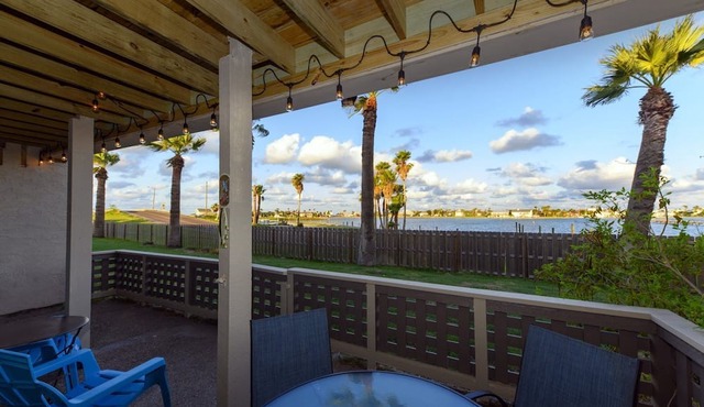 Bay House Condos by Miss Kitty’s
