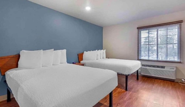 2 Full Beds | Non-Smoking, Kitchen