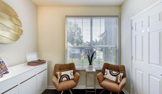 Mid-Century Gem 2-Bedroom with Workspace Gym/Basketball Court & Great Pool!