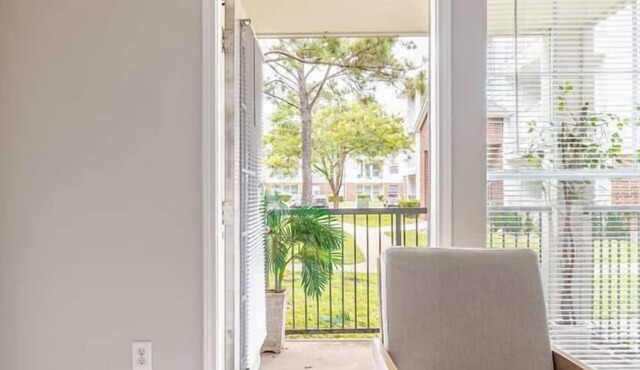 Beige 1Bed 1Bath NRG at 5 min walk Free Parking