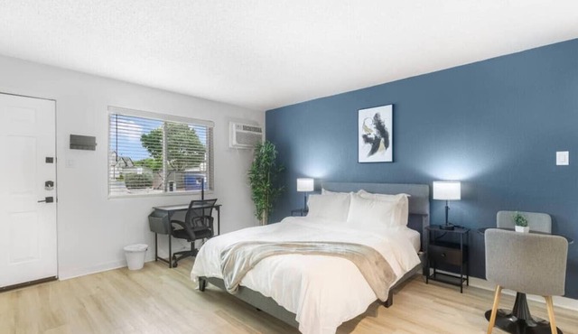 Fort Worth Studio3 – 10 Min to Downtown, Gym, Pets