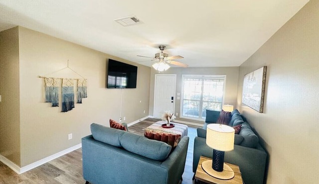 Eastgate 18B beautiful townhouse