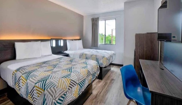 2 Full Beds | Non-Smoking