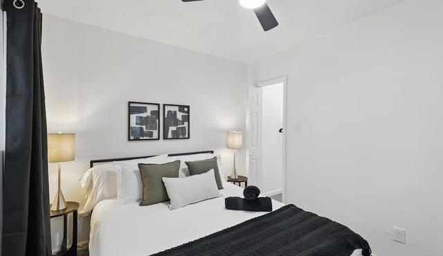 Modern 2BR 1st Unit — Outdoor Lounge