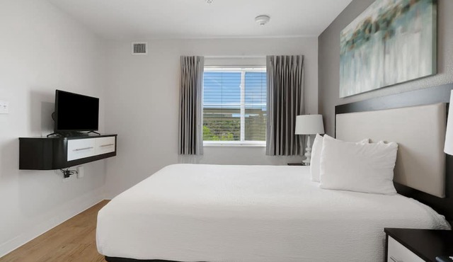 Simplicity At the Rim 1218 I Comfy 3 Bed 2 Bath
