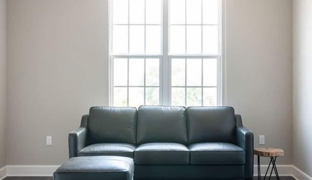 Upscale 2BR Retreat with Pool in NOLA