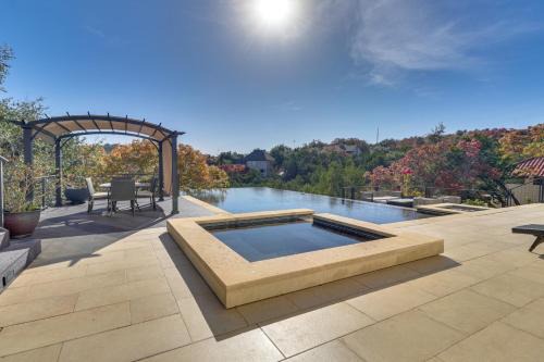 Patio, Pool & Views: Spacious Hill Country Getaway